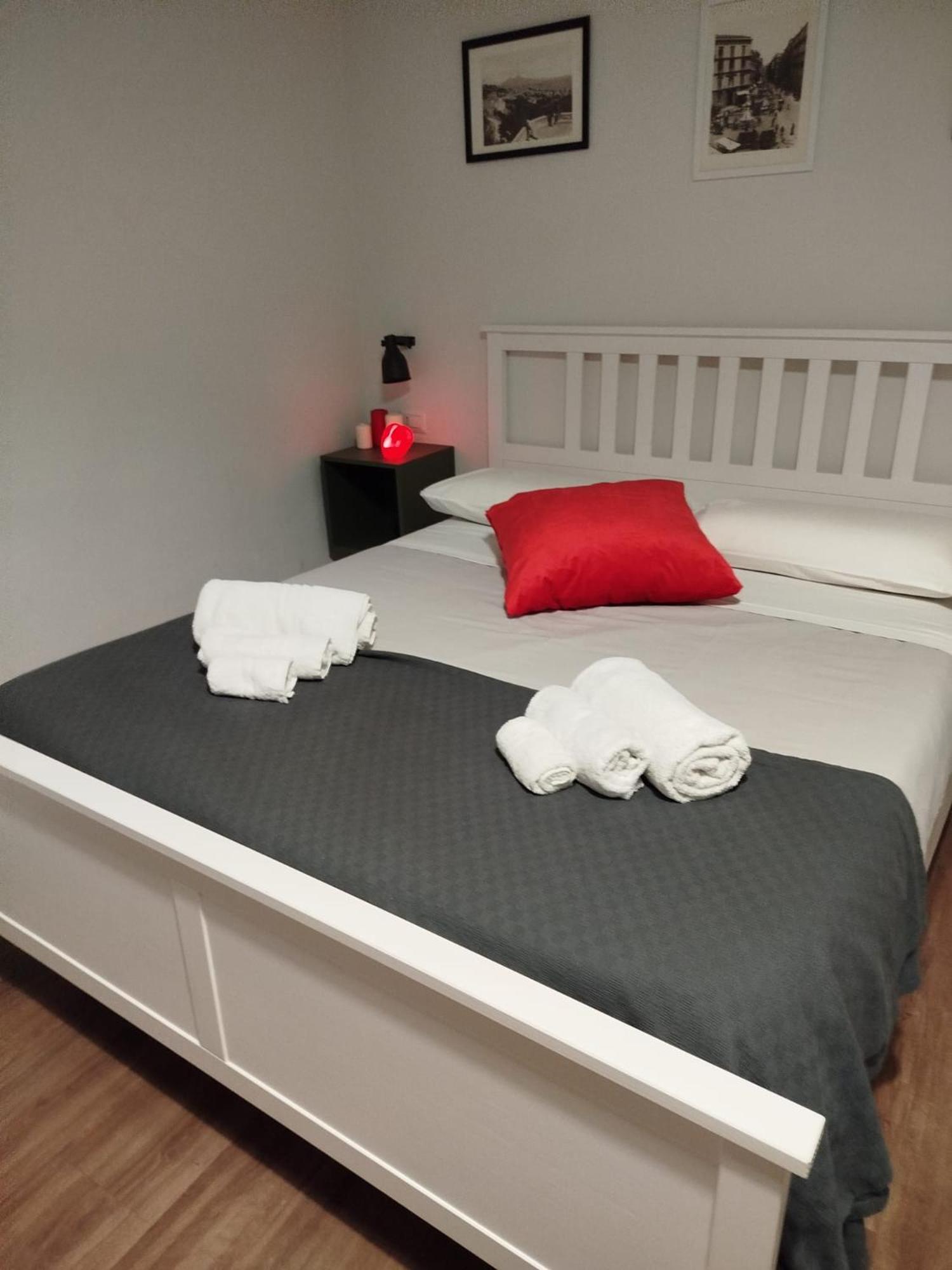 Tammurriata Nera Bedroom ナポリ エクステリア 写真